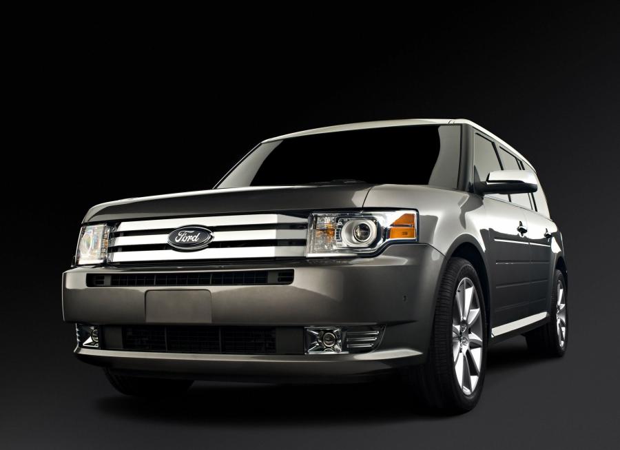  Ford Flex EcoBoost 2010 года  (фото 33 из 47)